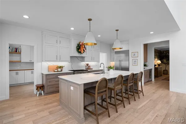 $1,749,000 | 1316 Fawnvalley Drive, Des Peres, MO 63131