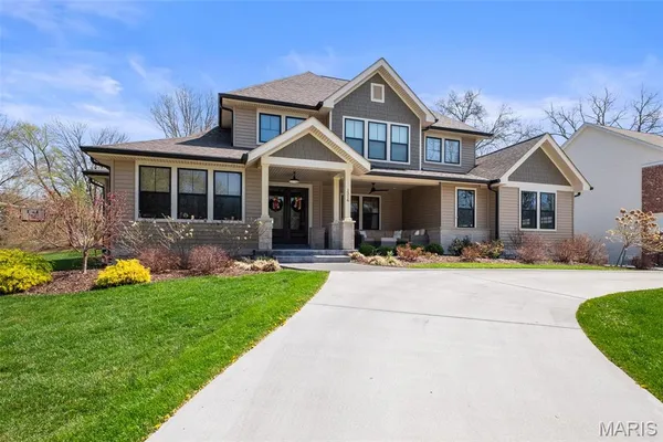 $1,749,000 | 1316 Fawnvalley Drive, Des Peres, MO 63131
