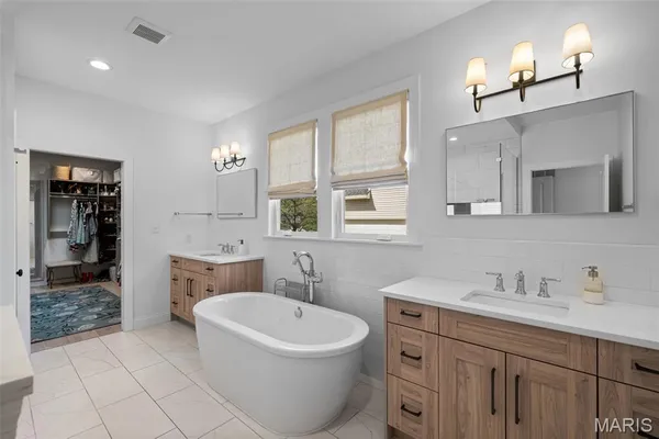 $1,749,000 | 1316 Fawnvalley Drive, Des Peres, MO 63131