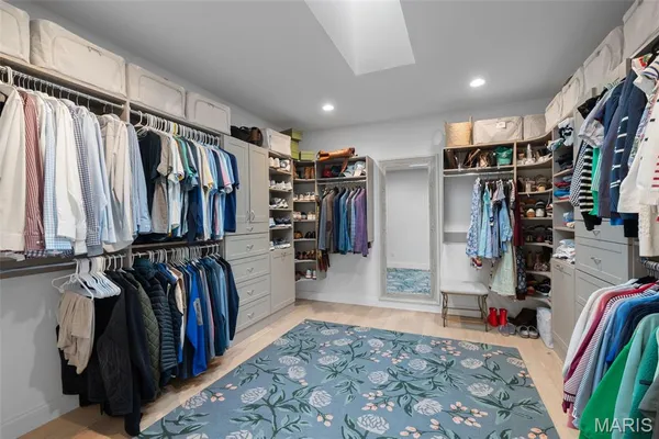 $1,749,000 | 1316 Fawnvalley Drive, Des Peres, MO 63131