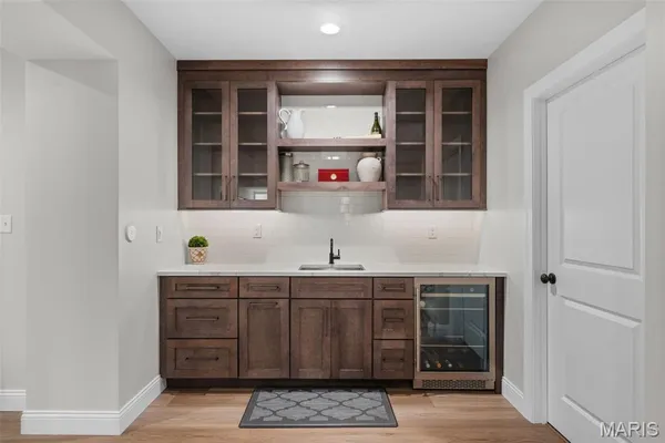 $1,749,000 | 1316 Fawnvalley Drive, Des Peres, MO 63131