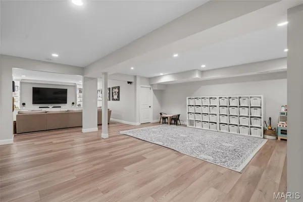 $1,749,000 | 1316 Fawnvalley Drive, Des Peres, MO 63131