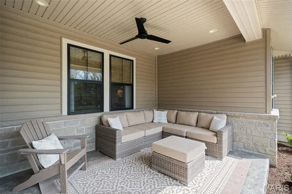 $1,749,000 | 1316 Fawnvalley Drive, Des Peres, MO 63131