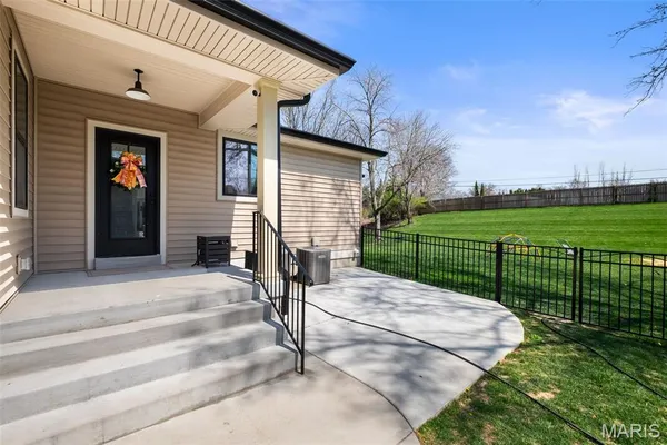 $1,749,000 | 1316 Fawnvalley Drive, Des Peres, MO 63131