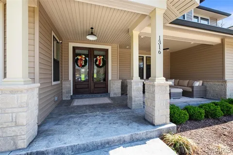 $1,749,000 | 1316 Fawnvalley Drive, Des Peres, MO 63131