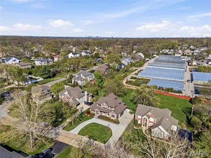 $1,749,000 | 1316 Fawnvalley Drive, Des Peres, MO 63131