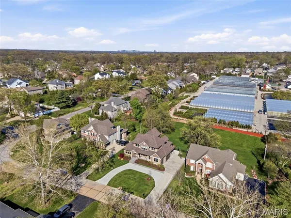 $1,749,000 | 1316 Fawnvalley Drive, Des Peres, MO 63131