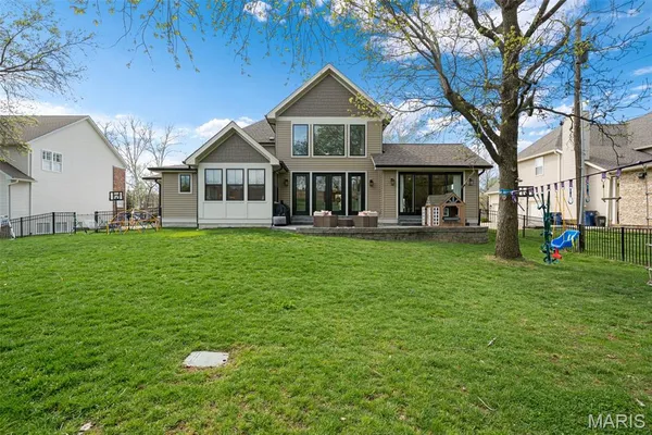 $1,749,000 | 1316 Fawnvalley Drive, Des Peres, MO 63131