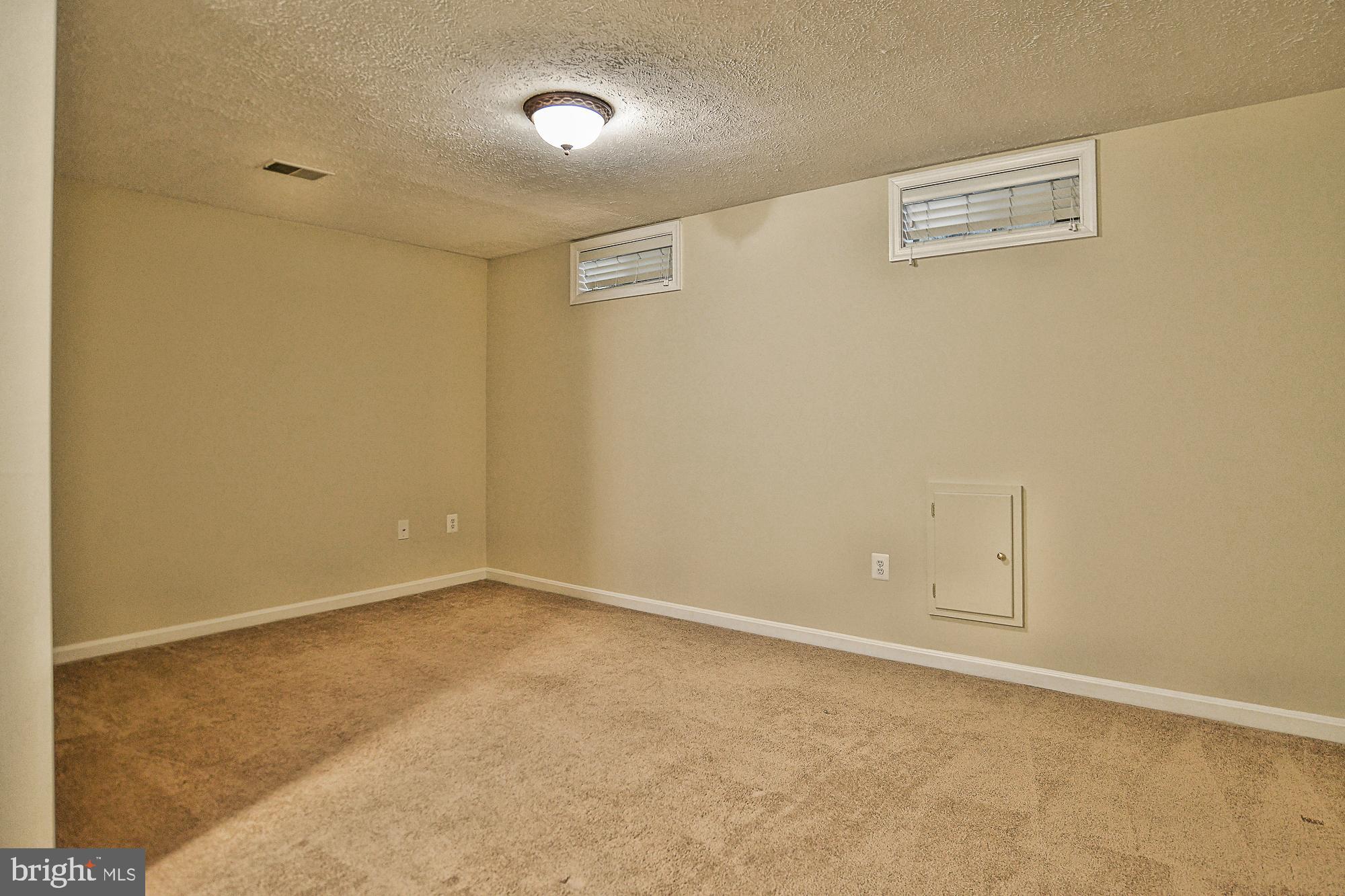 12817 Mill Brook Court Woodbridge, VA 22192 - Photo 27 of 34 a view of an empty room