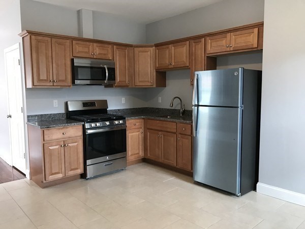 107 Chelsea Street, Unit 2 Boston, MA 02128 - Photo 5 of 8