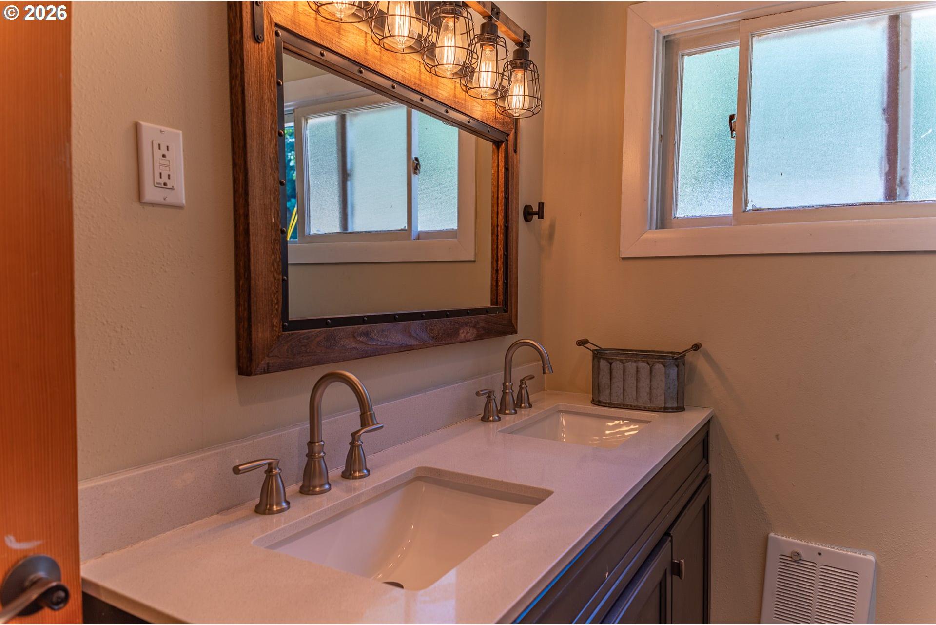 64164 Fairview Road Coquille, OR 97423 - Photo 24 of 48 Gallery Image 24