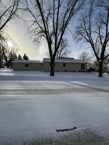 $157,900 | 420 North 2nd Street, Montevideo, MN 56265