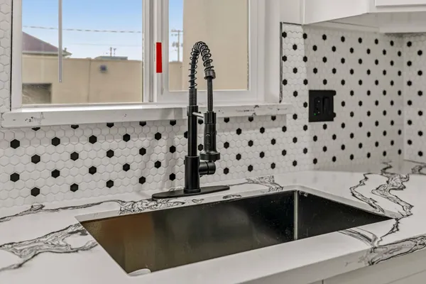 $499,999 | 2921 5th Street, Ceres, CA 95307
