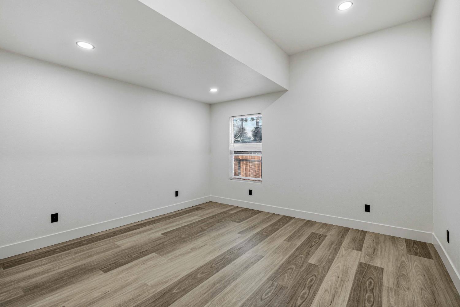 2921 5th Street Ceres, CA 95307 - Photo 16 of 35