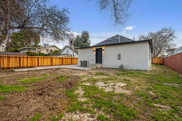 $499,999 | 2921 5th Street, Ceres, CA 95307