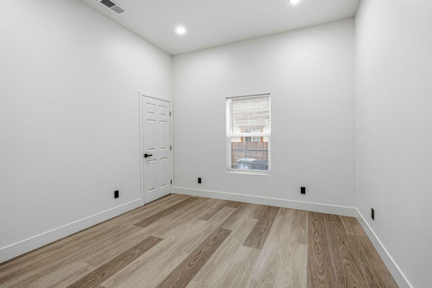 2921 5th Street Ceres, CA 95307 - Photo 10 of 35