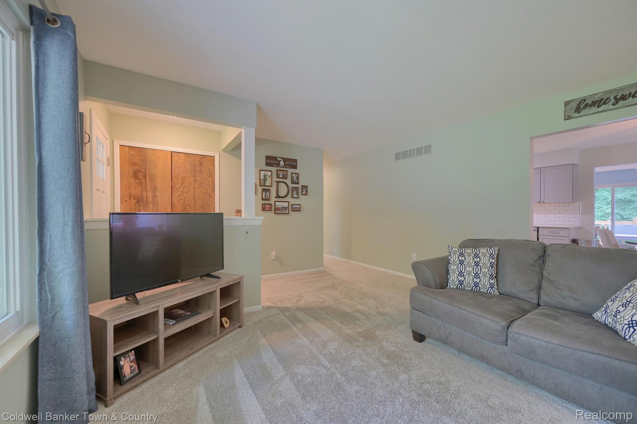 1675 Clark Lake Road Brighton, MI 48114 - Photo 5 of 34 Gallery Image 5