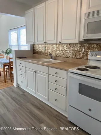 $2,000 | 237 Seabreeze Avenue, Unit A, Middletown, NJ 07748