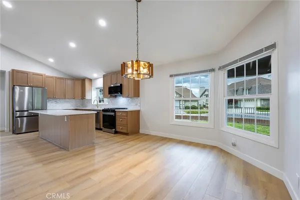 $1,149,900 | 500 South Calle De Casas, Anaheim Hills, CA 92807