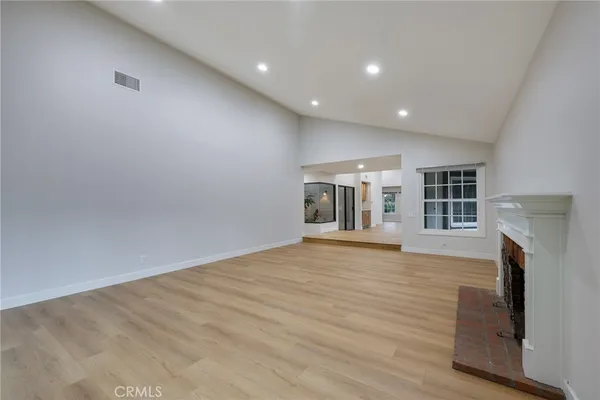 $1,149,900 | 500 South Calle De Casas, Anaheim Hills, CA 92807