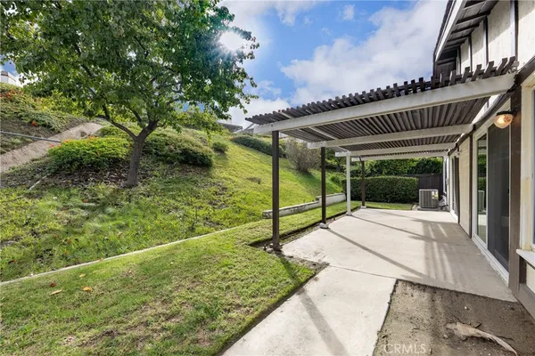 $1,149,900 | 500 South Calle De Casas, Anaheim Hills, CA 92807