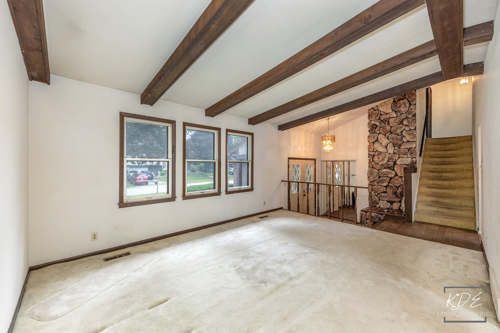 446 Galahad Road Bolingbrook, IL 60440 - Photo 3 of 19
