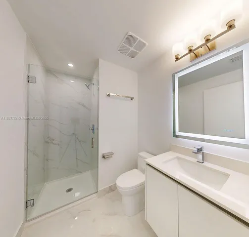 $9,000 | 700 Northeast 24th Street, Unit 5106, Miami, FL 33137