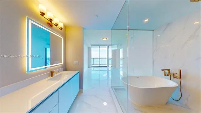 $9,000 | 700 Northeast 24th Street, Unit 5106, Miami, FL 33137