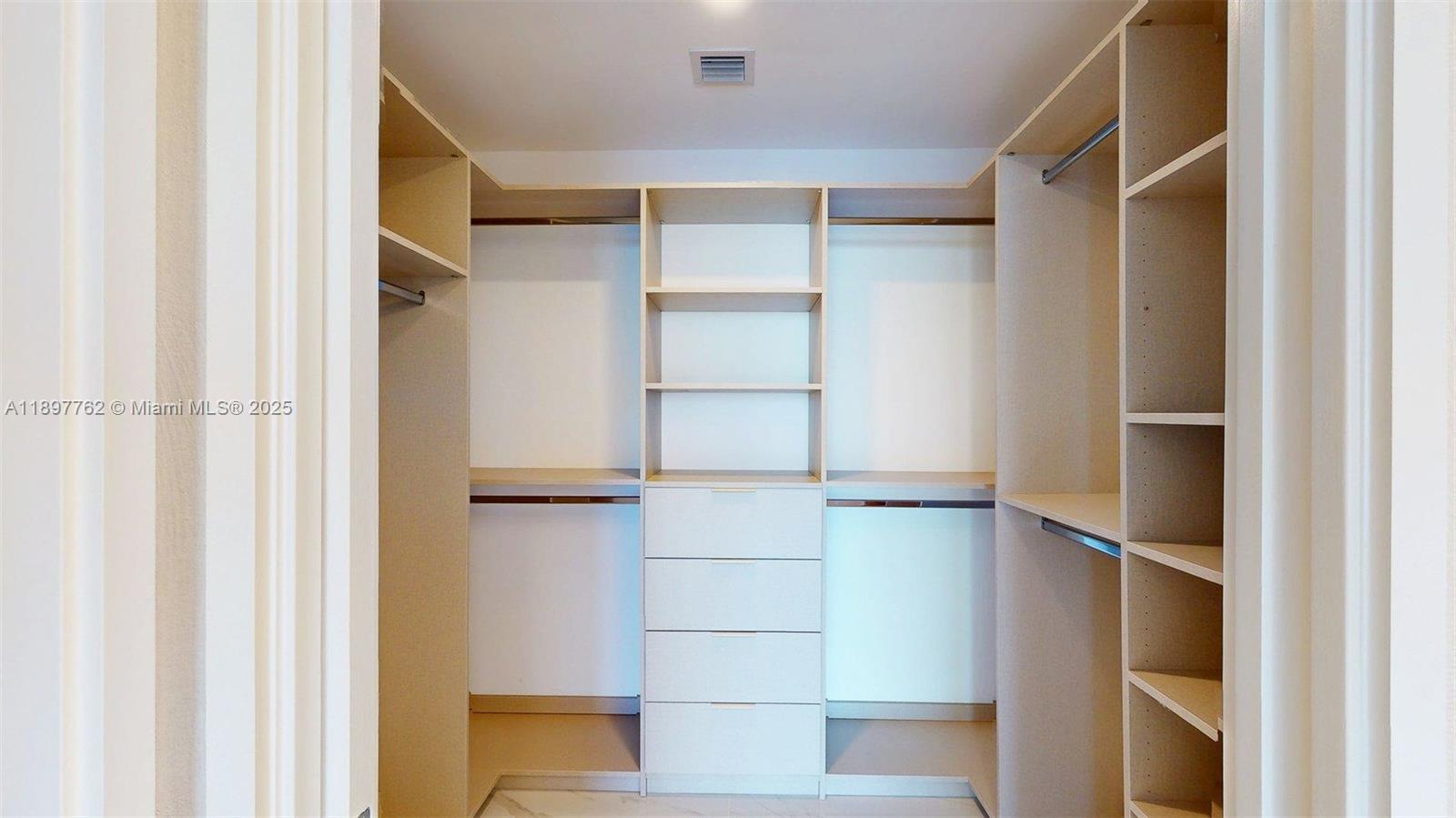 700 Northeast 24th Street, Unit 5106 Miami, FL 33137 - Photo 9 of 26 Master