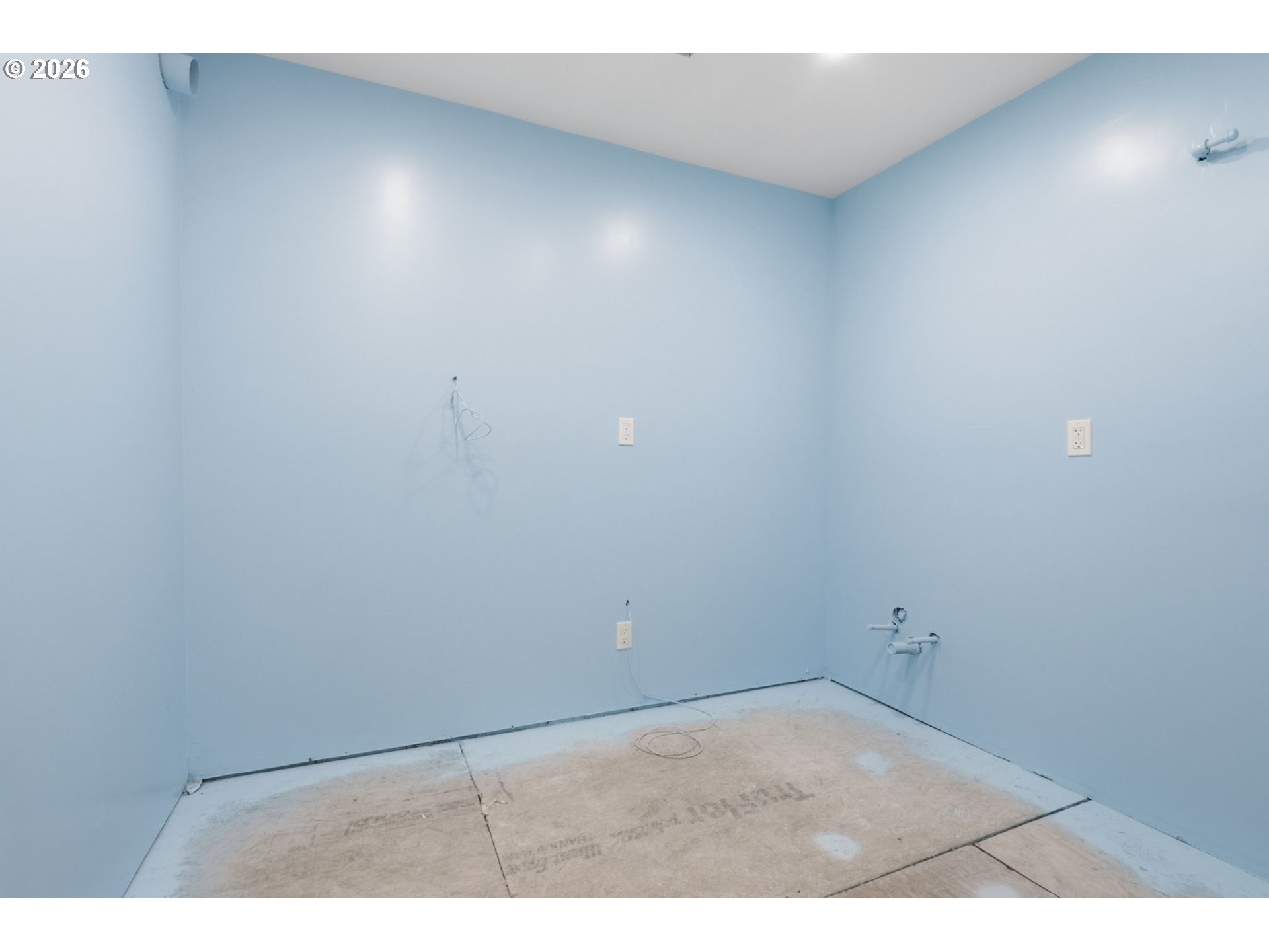14305 Southeast River Road Milwaukie, OR 97267 - Photo 19 of 36