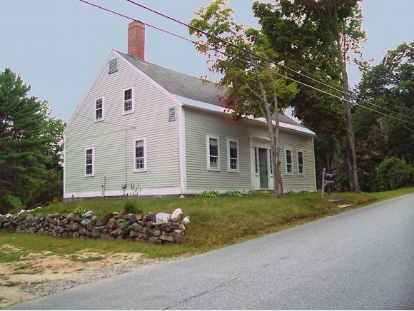 107 Town House Road New Hampton, NH 03256 - Photo 1 of 1