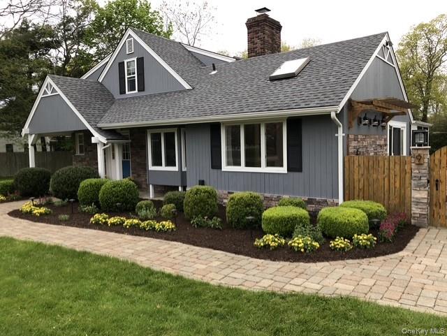 9 Old Mill Lane Remsenburg, NY 11960 - Photo 2 of 23 Gallery Image 2
