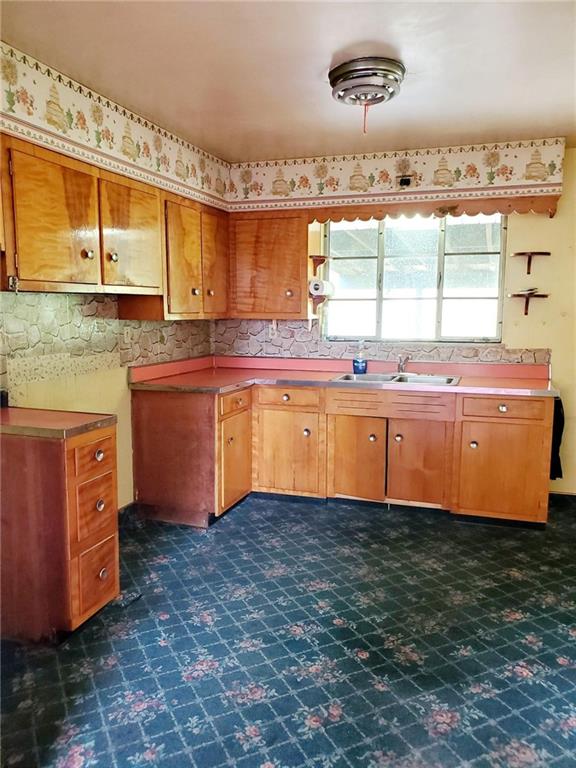 310 Valley Drive Rochester, PA 15074 - Photo 5 of 16 Gallery Image 5