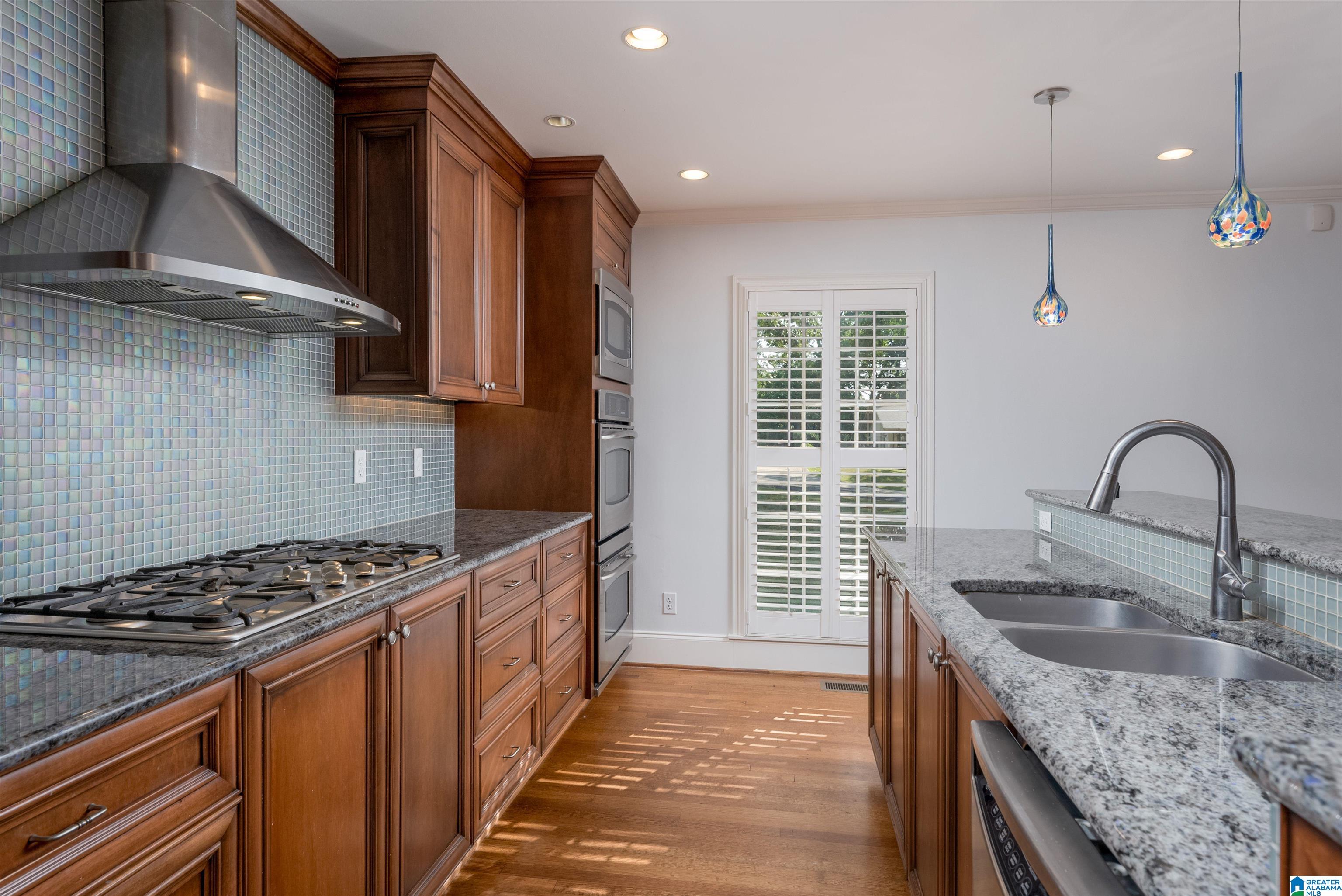 3744 Valley Head Road Mountain Brook, AL 35223 - Photo 12 of 34