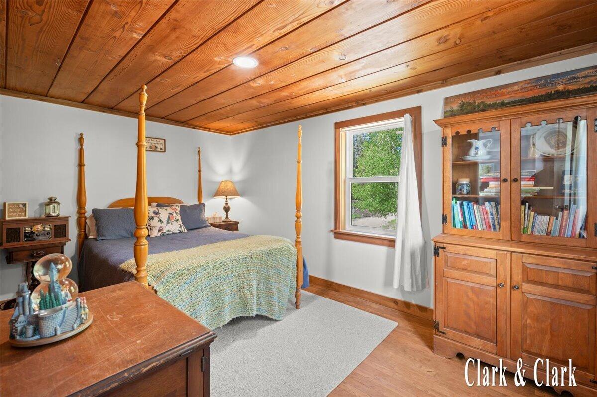 35965 South Humms Road Drummond Island, MI 49726 - Photo 37 of 73 106-INTERIOR 22A