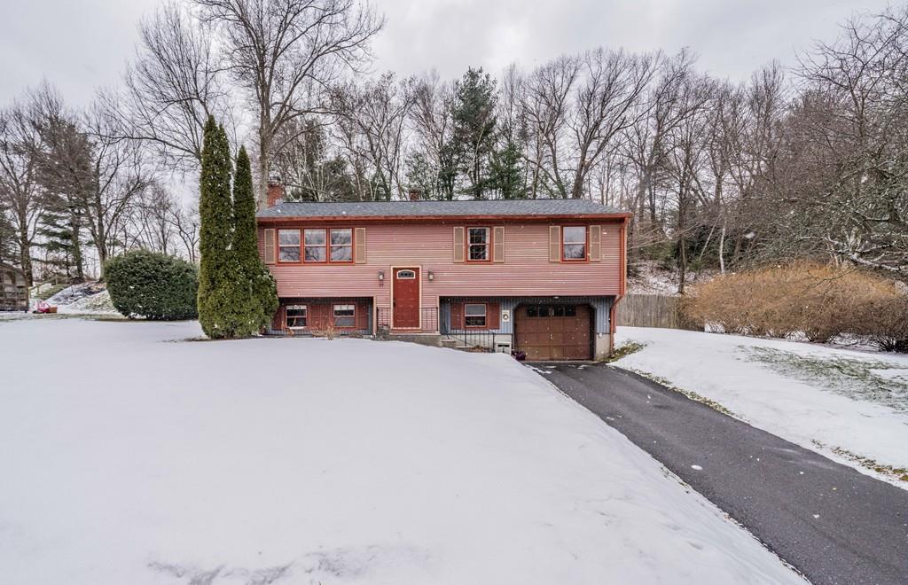 77 Old Farm Road Westfield, MA 01085 - Photo 1 of 26 Gallery Image 1