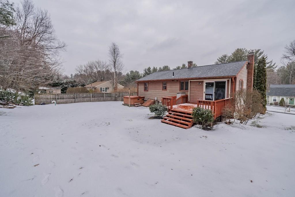77 Old Farm Road Westfield, MA 01085 - Photo 5 of 26 Gallery Image 5