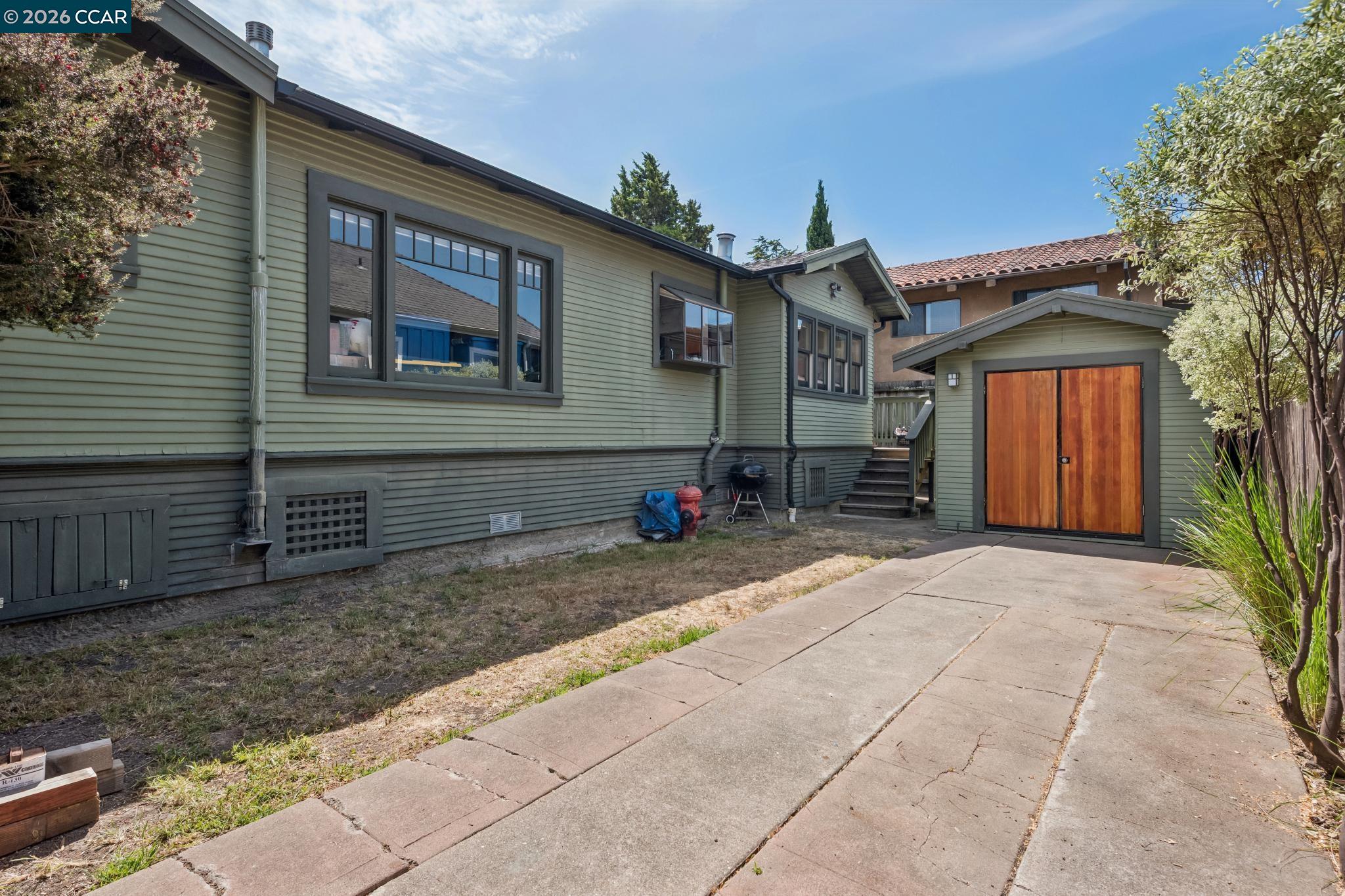 1242 Hopkins Street Berkeley, CA 94702 - Photo 34 of 84