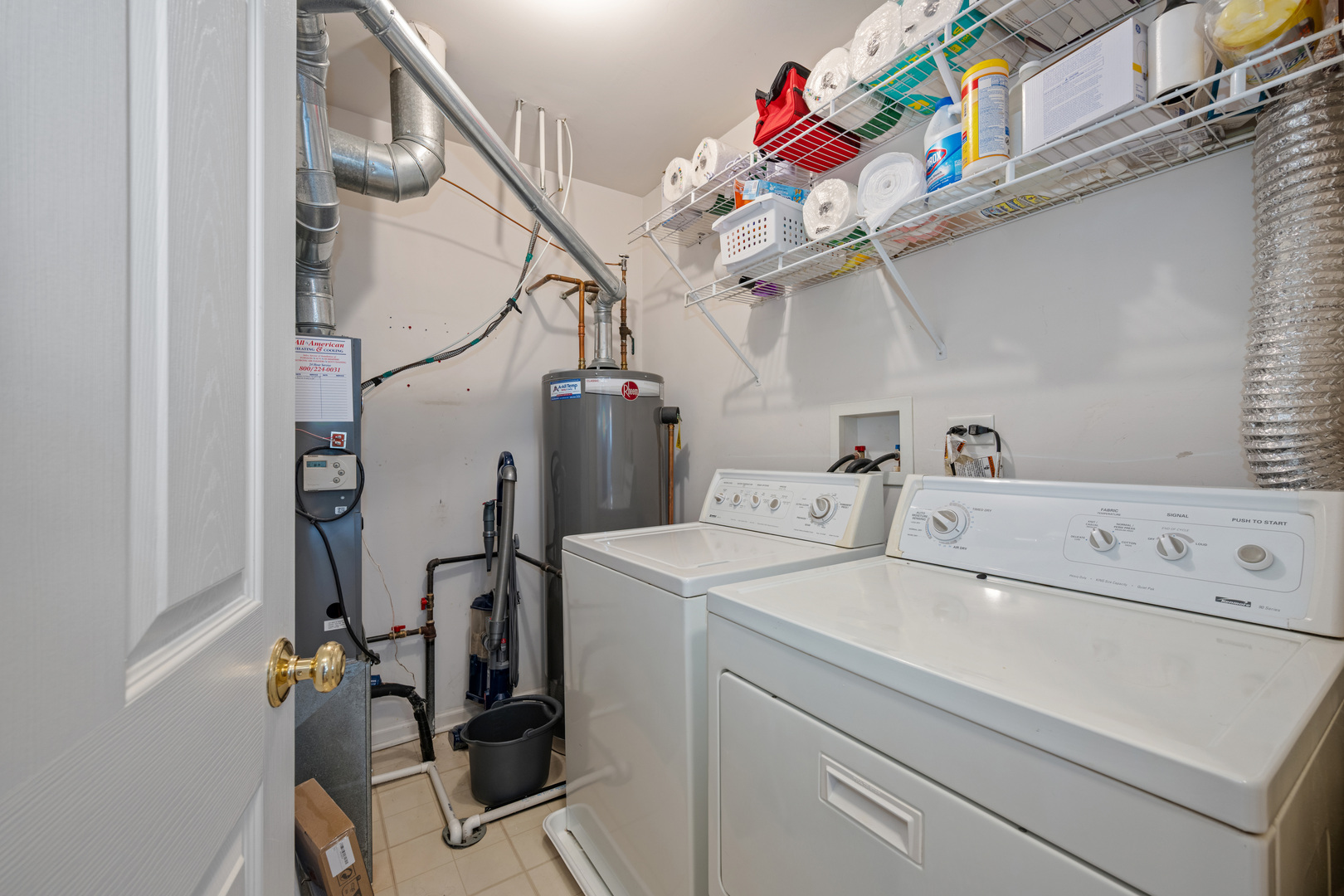 2448 Oneida Lane Naperville, IL 60563 - Photo 17 of 19 a utility room with dryer and washer