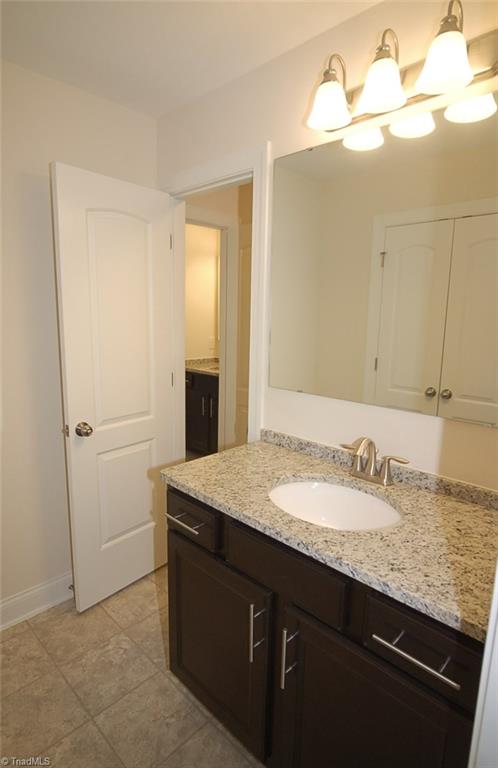 2518 Copperleaf Court High Point, NC 27265 - Photo 21 of 30 Jack and Jill bath