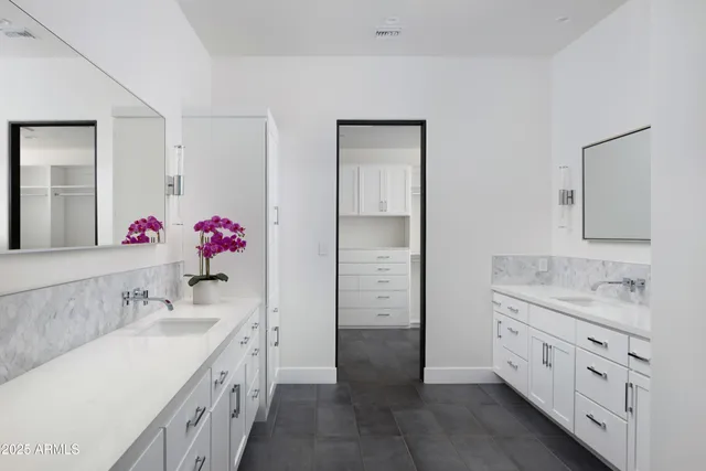 $20,000 | 6718 East San Juan Avenue, Paradise Valley, AZ 85253