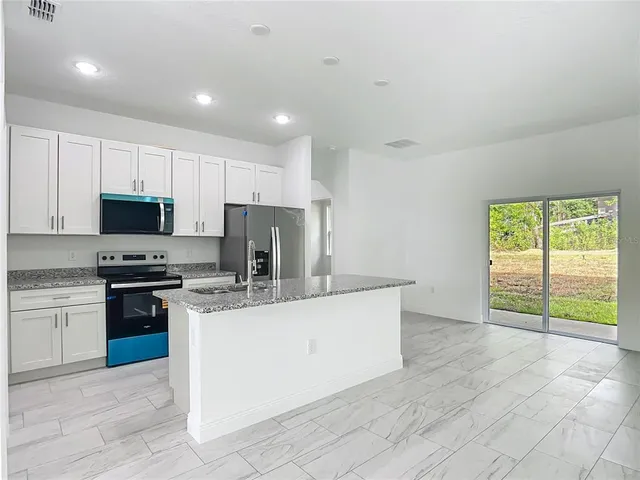 $1,950 | 5736 North Claremont Drive, Citrus Springs, FL 34434