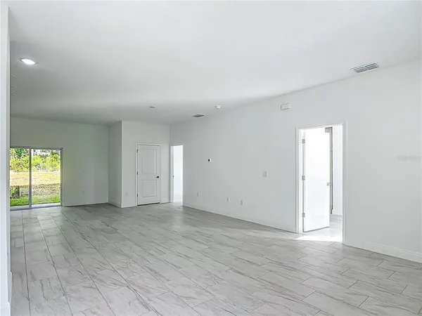 $1,900 | 5736 North Claremont Drive, Citrus Springs, FL 34434