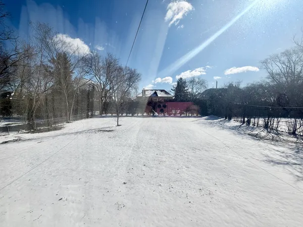 $499,900 | 701 Anthony Trail, Northbrook, IL 60062