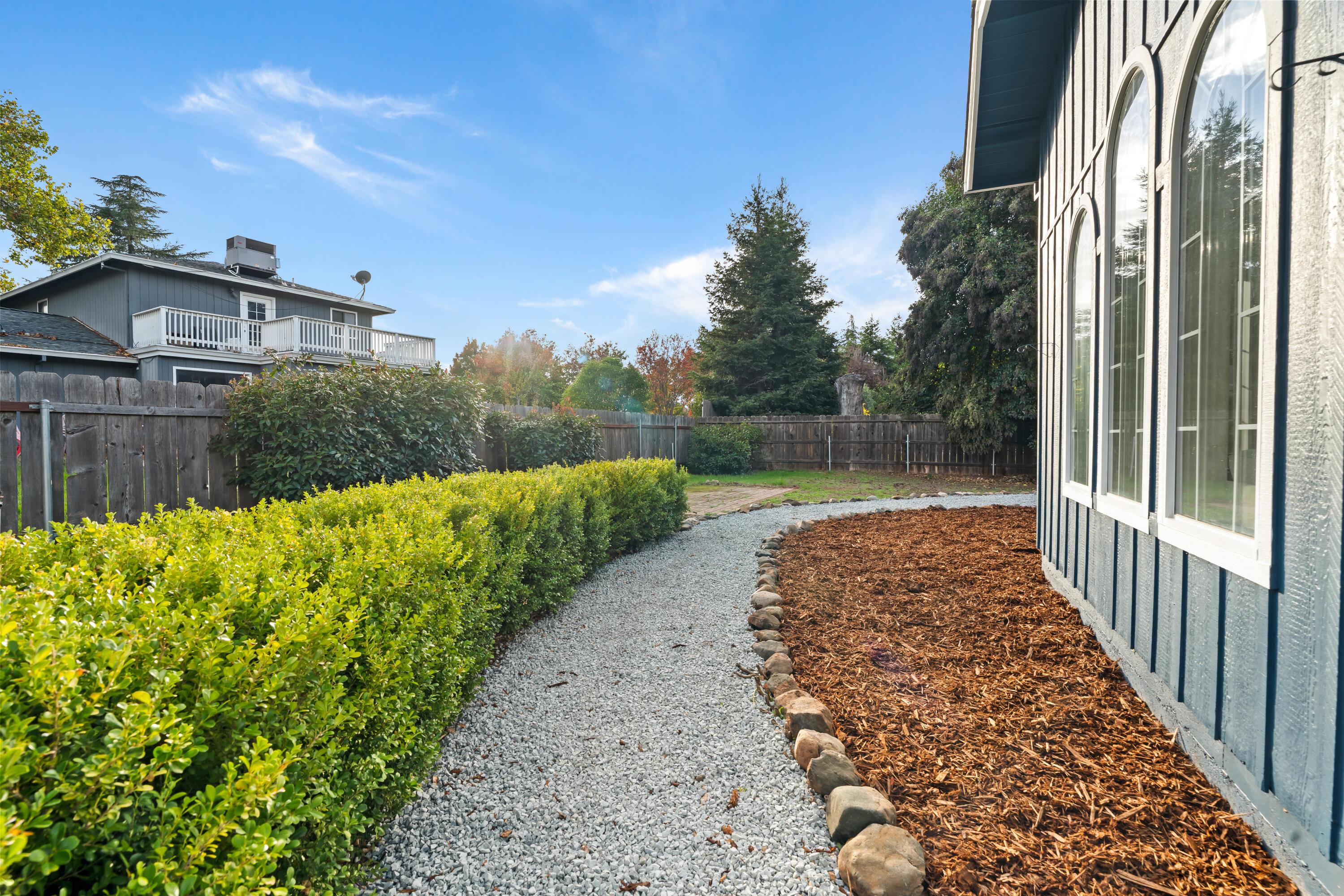 595 Rafael Street Redding, CA 96002 - Photo 46 of 54 Rafel-00686