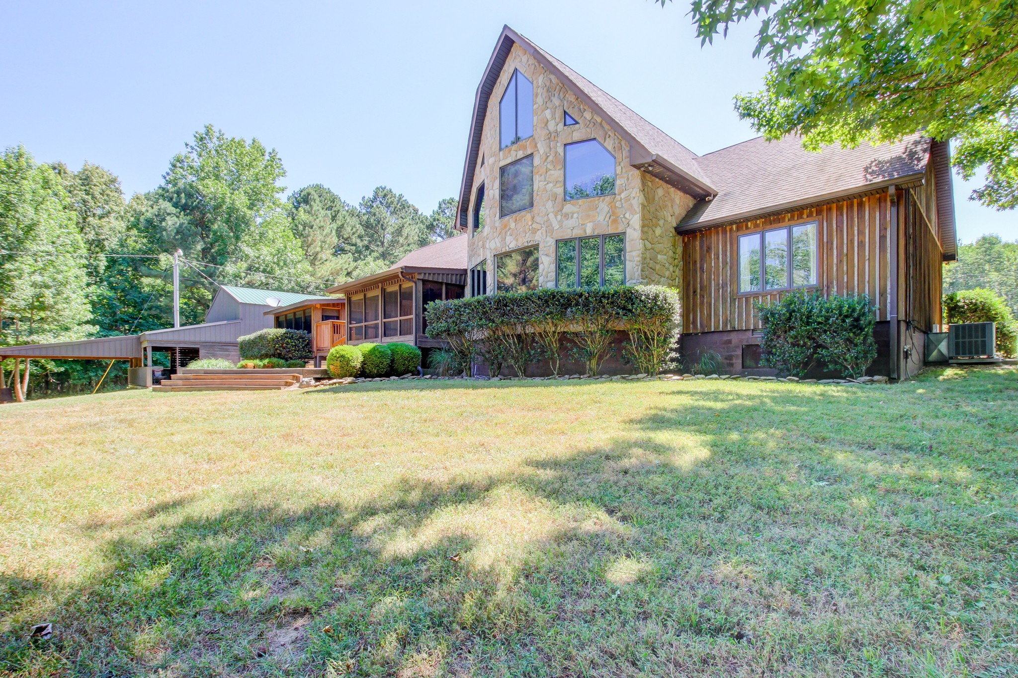 195 Cedar Point Road Bumpus Mills, TN 37028 - Photo 11 of 66 Gallery Image 11