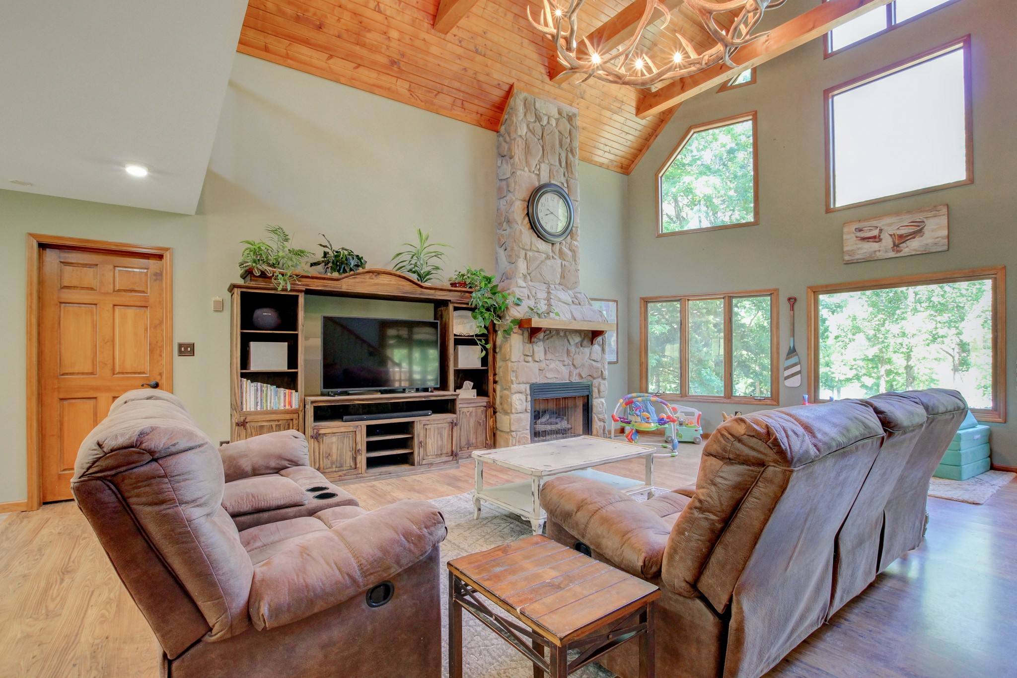 195 Cedar Point Road Bumpus Mills, TN 37028 - Photo 35 of 66 Gallery Image 35