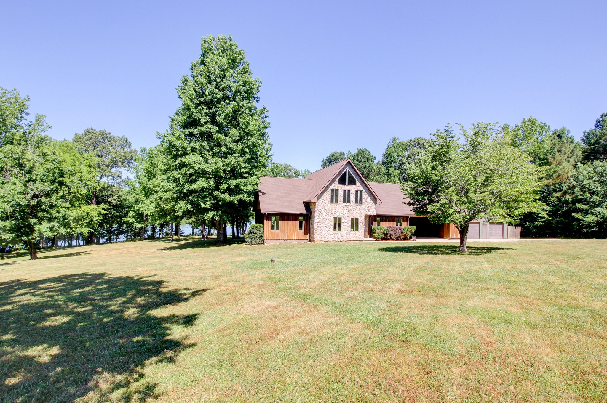 195 Cedar Point Road Bumpus Mills, TN 37028 - Photo 7 of 66 Gallery Image 7