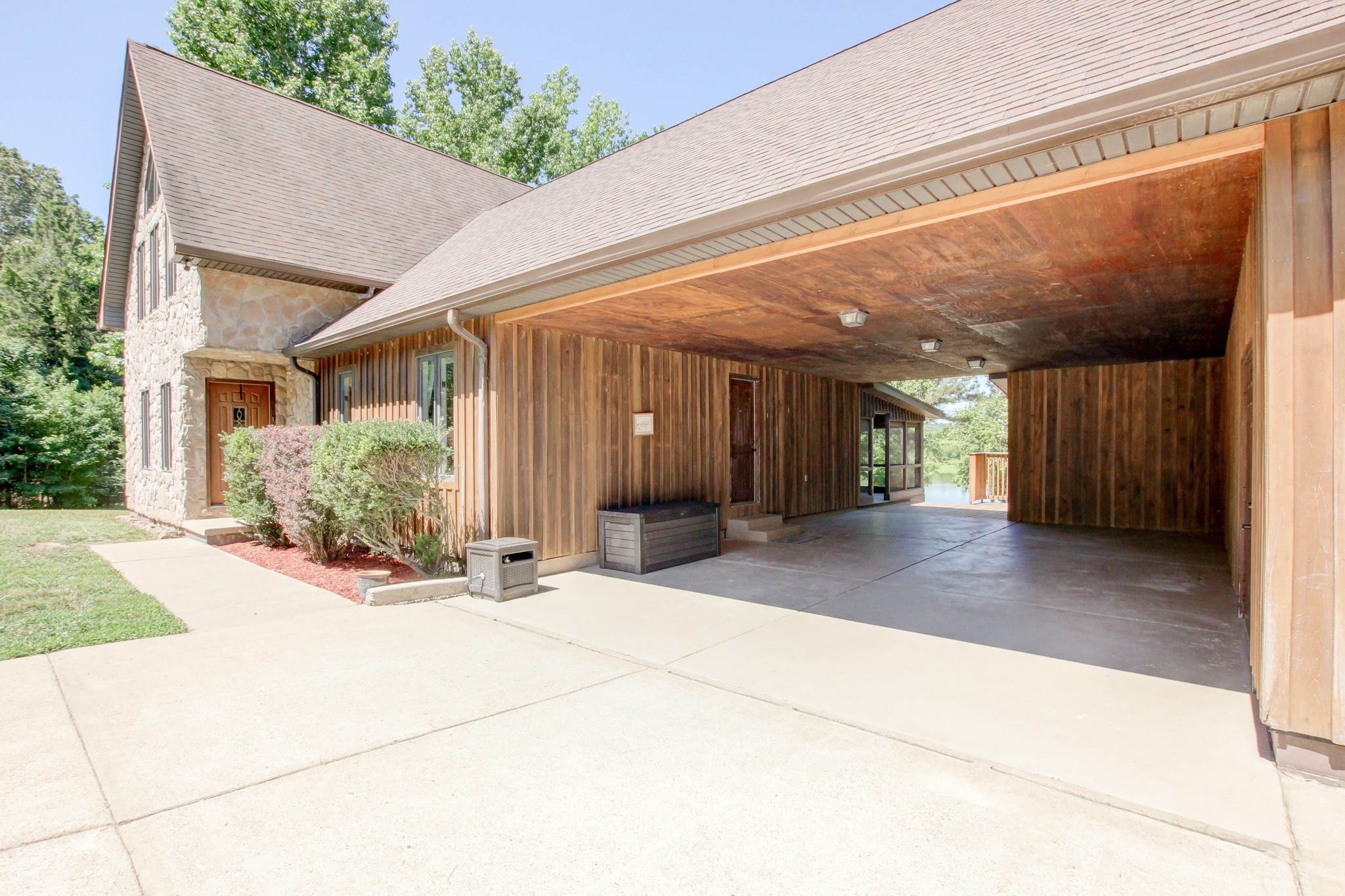 195 Cedar Point Road Bumpus Mills, TN 37028 - Photo 8 of 66 Gallery Image 8