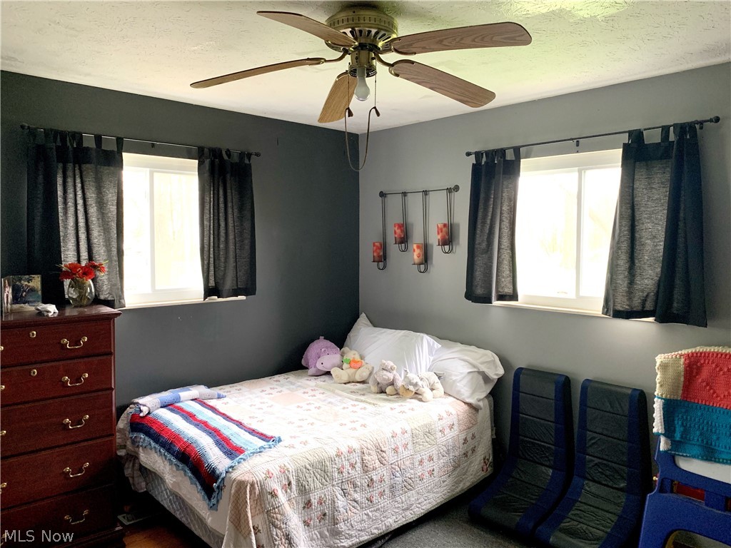 15541 Drake Road Strongsville, OH 44136 - Photo 20 of 25